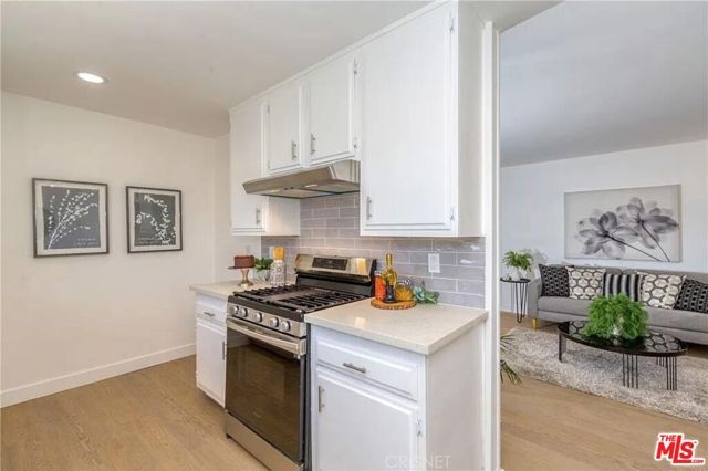 4350 Berryman Avenue 10, Los Angeles, CA 90066