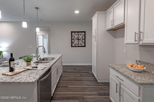 13748 COMAN Road, Jacksonville, FL 32218