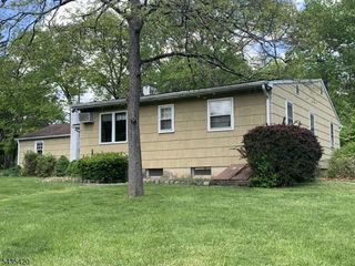 619 Foothill Rd, Bridgewater Twp., NJ 08807