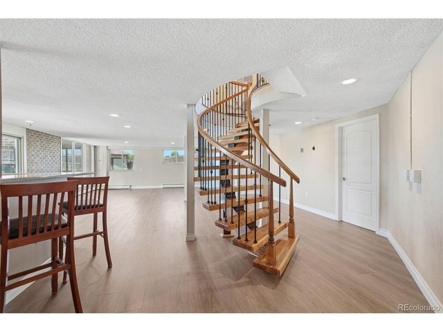 6167 S Lakeview St, Littleton, CO 80120