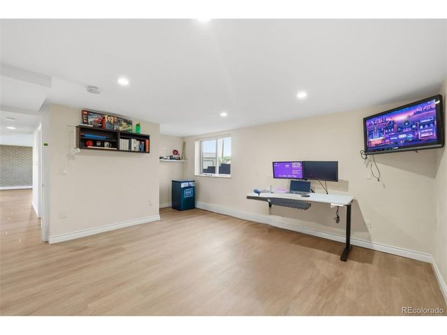 6167 S Lakeview St, Littleton, CO 80120