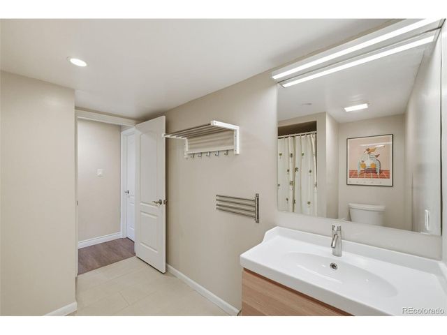 6167 S Lakeview St, Littleton, CO 80120