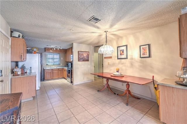 405 Leonard Avenue, Las Vegas, NV 89106