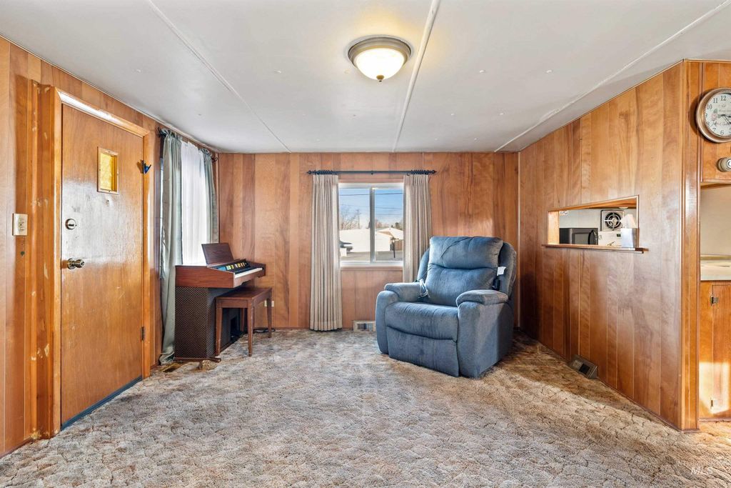 419 Fruitland Ave 8, Buhl, ID 83316 photo 8