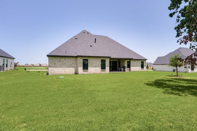 126 Texas Ash Drive, Krugerville, TX 76227