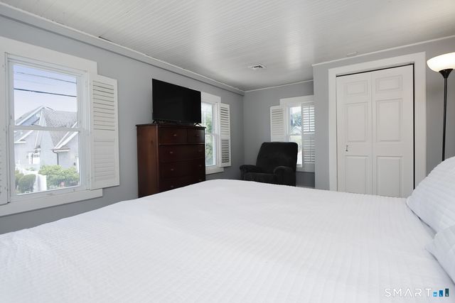 168 Kings Highway, Milford, CT 06460