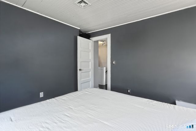 168 Kings Highway, Milford, CT 06460