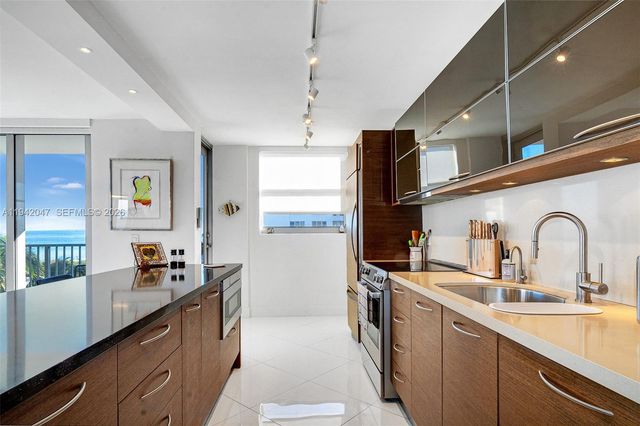 9273 Collins Ave 404, Surfside, FL 33154