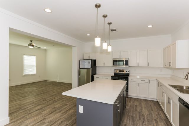 2112 Belzise Terrace, Fort Worth, TX 76104