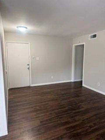 1603 W Main Street 6, Houston, TX 77006