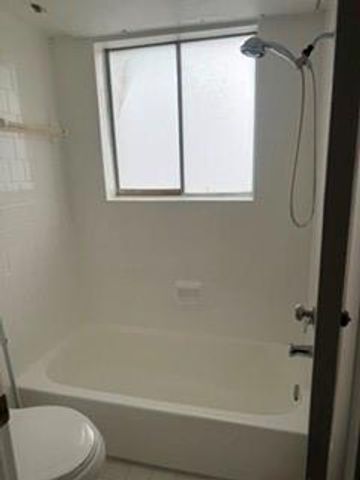 1603 W Main Street 6, Houston, TX 77006