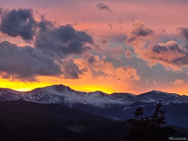 26792 Hilltop Rd, Evergreen, CO 80439