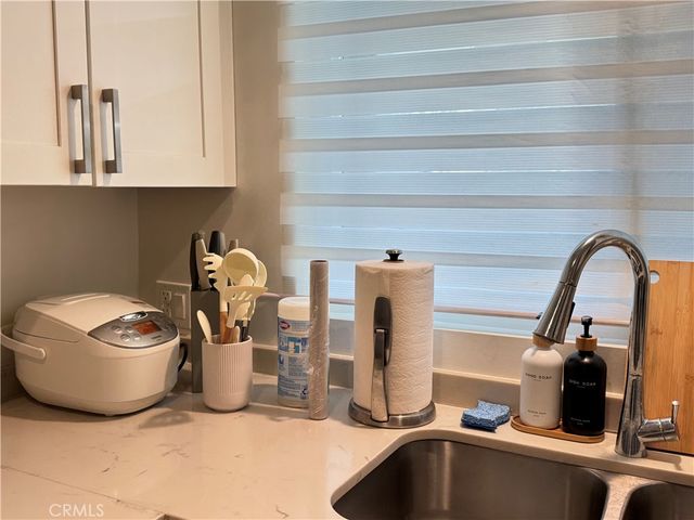 251 N Oakland Ave 3, Pasadena, CA 91101