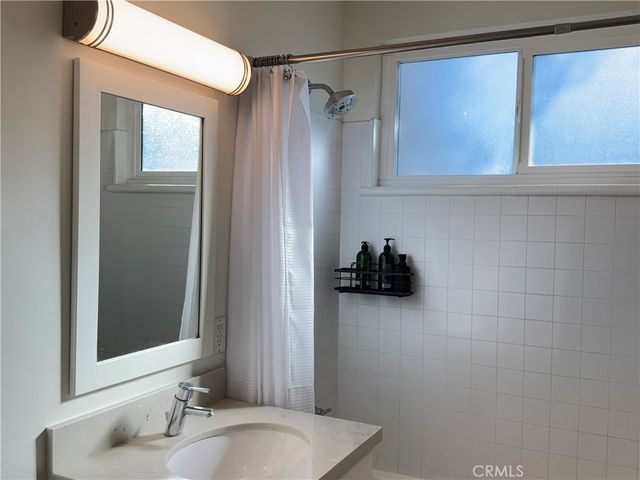 251 N Oakland Ave 3, Pasadena, CA 91101