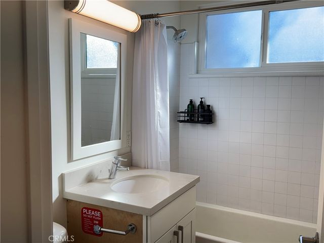 251 N Oakland Ave 3, Pasadena, CA 91101