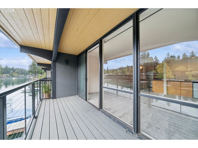 668 McVey Ave 75, Lake Oswego, OR 97034