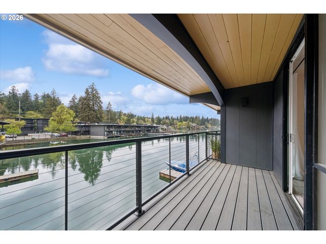 668 McVey Ave 75, Lake Oswego, OR 97034