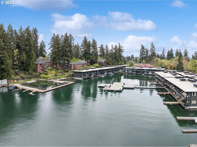 668 McVey Ave 75, Lake Oswego, OR 97034