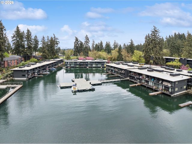 668 McVey Ave 75, Lake Oswego, OR 97034