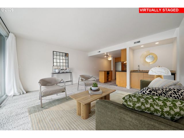 668 McVey Ave 75, Lake Oswego, OR 97034