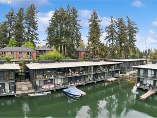 668 McVey Ave 75, Lake Oswego, OR 97034