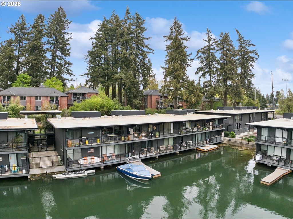 668 McVey Ave 75, Lake Oswego, OR 97034