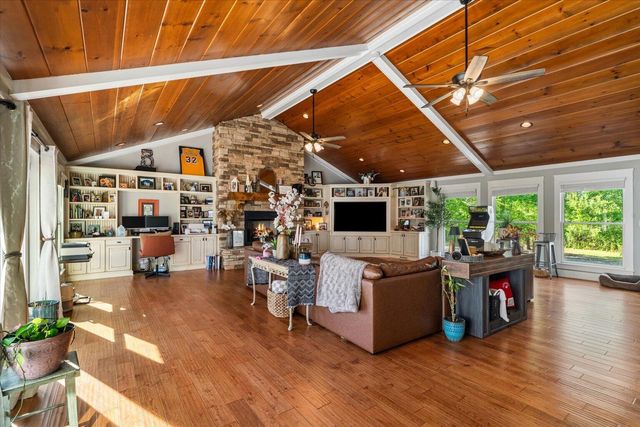 3403 Highway 286, Chatsworth, GA 30705