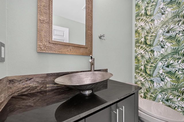831 S Mills Street, Madison, WI 53715