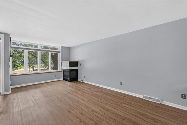 831 S Mills Street, Madison, WI 53715