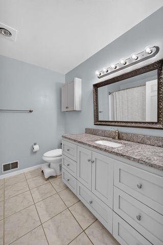 831 S Mills Street, Madison, WI 53715