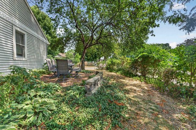 831 S Mills Street, Madison, WI 53715
