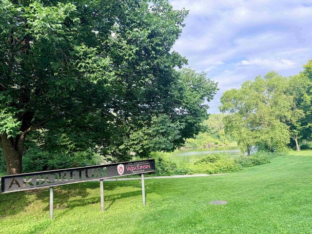831 S Mills Street, Madison, WI 53715