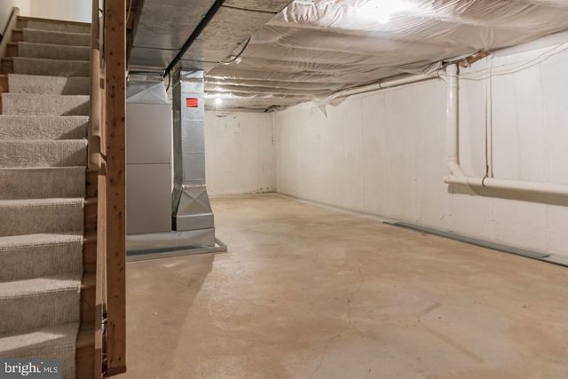 46 STONEHURST CT, Chesterbrook, PA 19087