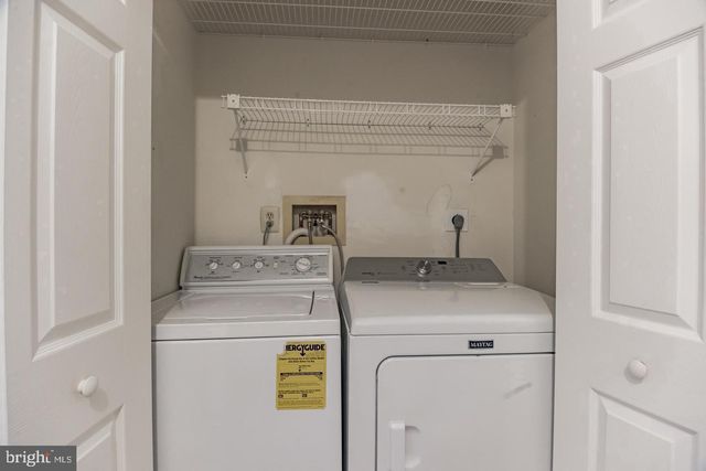 46 STONEHURST CT, Chesterbrook, PA 19087