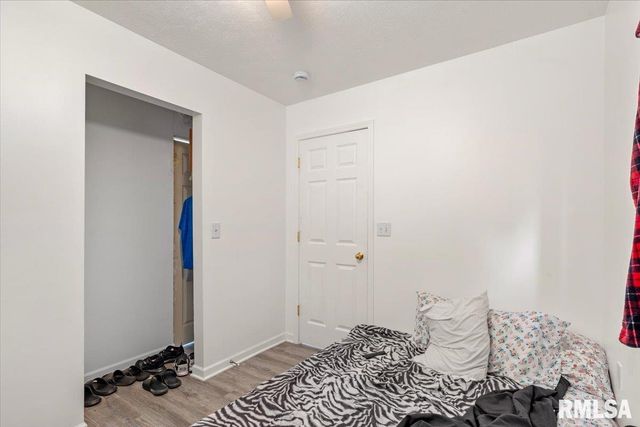 3012 E Enos Avenue, Springfield, IL 62702
