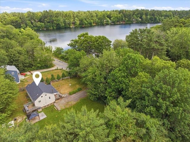 243 Maquan St, Hanson, MA 02341