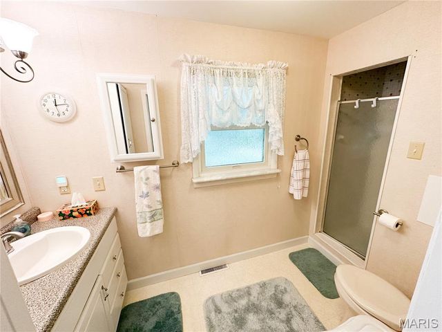 1403 S Henderson Street, Salem, MO 65560