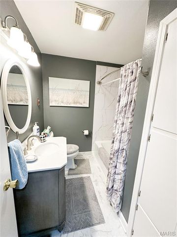 1403 S Henderson Street, Salem, MO 65560