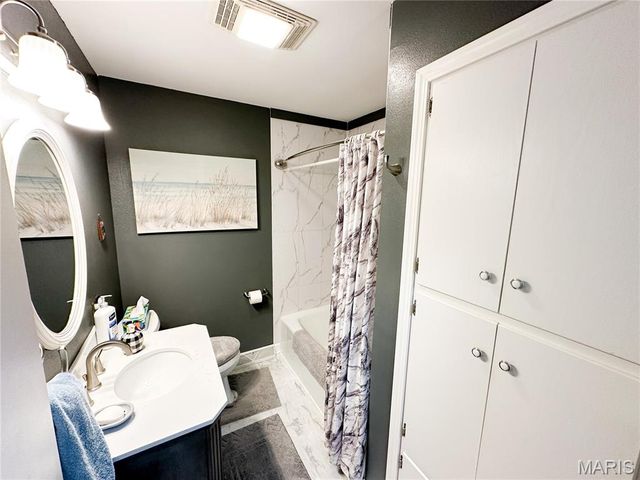 1403 S Henderson Street, Salem, MO 65560