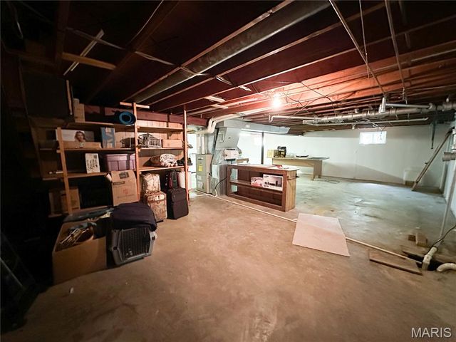 1403 S Henderson Street, Salem, MO 65560