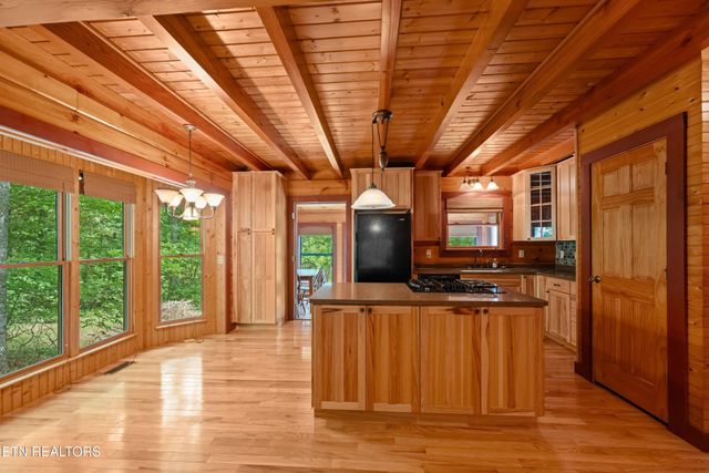 95 Alisha Lane, Crossville, TN 38571