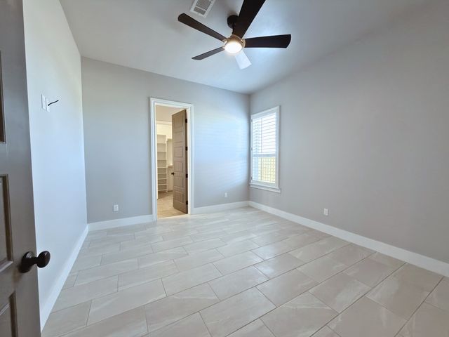 5516 E County Rd 93, Midland, TX 79706