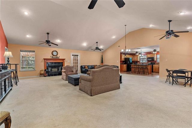 8992 Celeste Oaks Court N, Saraland, AL 36571