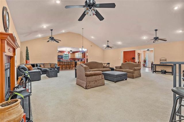 8992 Celeste Oaks Court N, Saraland, AL 36571