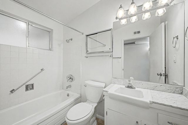 10606 W Oakmont Drive, Sun City, AZ 85351