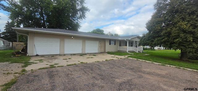 808 E 8th Street, Columbus, NE 68601