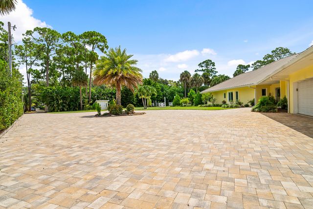 6624 Dillman Road, Greenacres, FL 33413