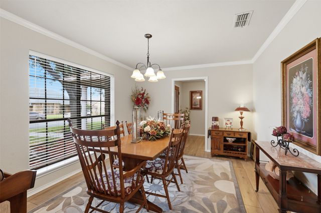 121 Hollie Circle, Sulphur Springs, TX 75482
