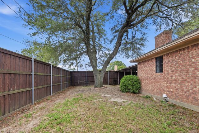 121 Hollie Circle, Sulphur Springs, TX 75482