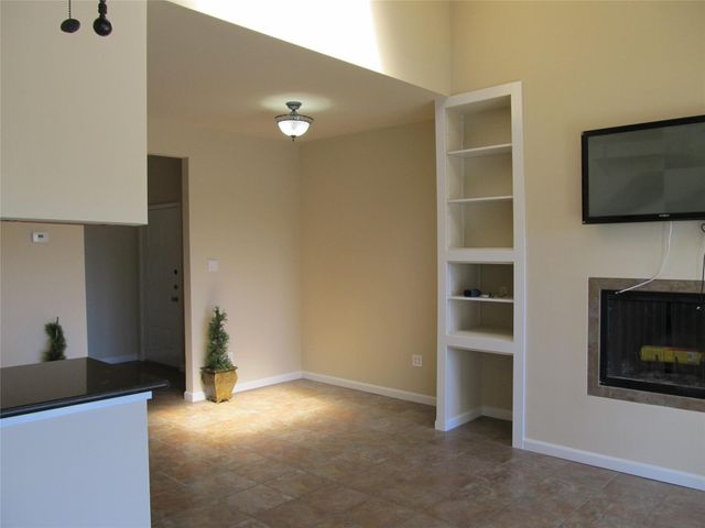 4747 Nasa Parkway 309, Seabrook, TX 77586